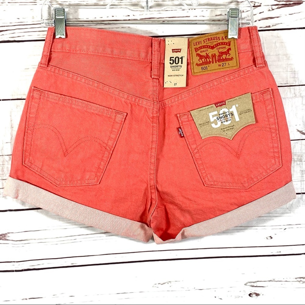 Levis 501 Women’s Shorts Mid Rise Non Stretch Pink - Picture 2 of 11